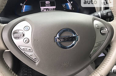 Хетчбек Nissan Leaf 2013 в Житомирі