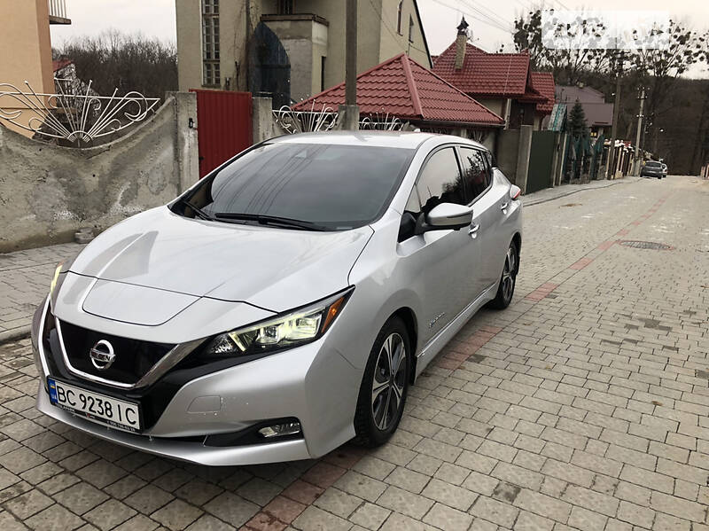 2018 Nissan Leaf, VIN 1N4AZ1CP1JC308325:plate — zdjęcie 1 (autoria)