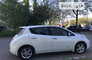 Хэтчбек Nissan Leaf 2014 в Одессе