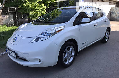 Хэтчбек Nissan Leaf 2014 в Одессе