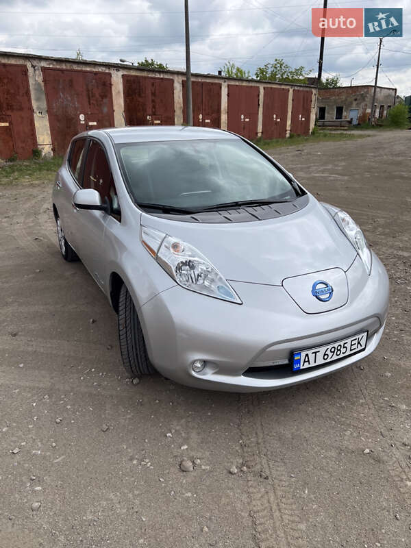 Хетчбек Nissan Leaf 2015 в Івано-Франківську фото 5 Хетчбек Nissan Leaf 2015 в Івано-Франківську