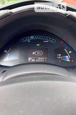 Хэтчбек Nissan Leaf 2015 в Ивано-Франковске