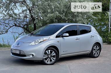 Хэтчбек Nissan Leaf 2014 в Одессе