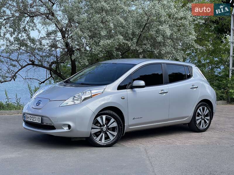 Nissan Leaf 2014