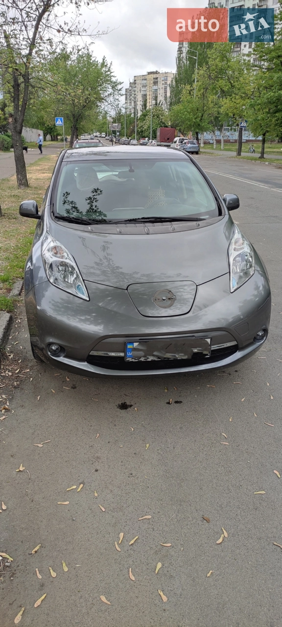 2015 Nissan Leaf - мініатюра 17