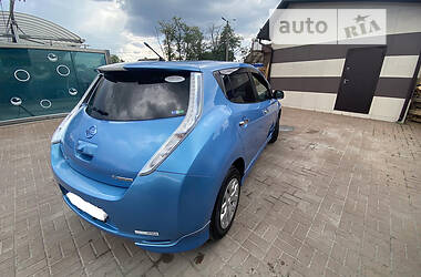 Хэтчбек Nissan Leaf 2014 в Белой Церкви