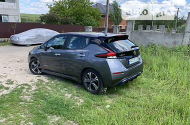 Хетчбек Nissan Leaf 2018 в Києві