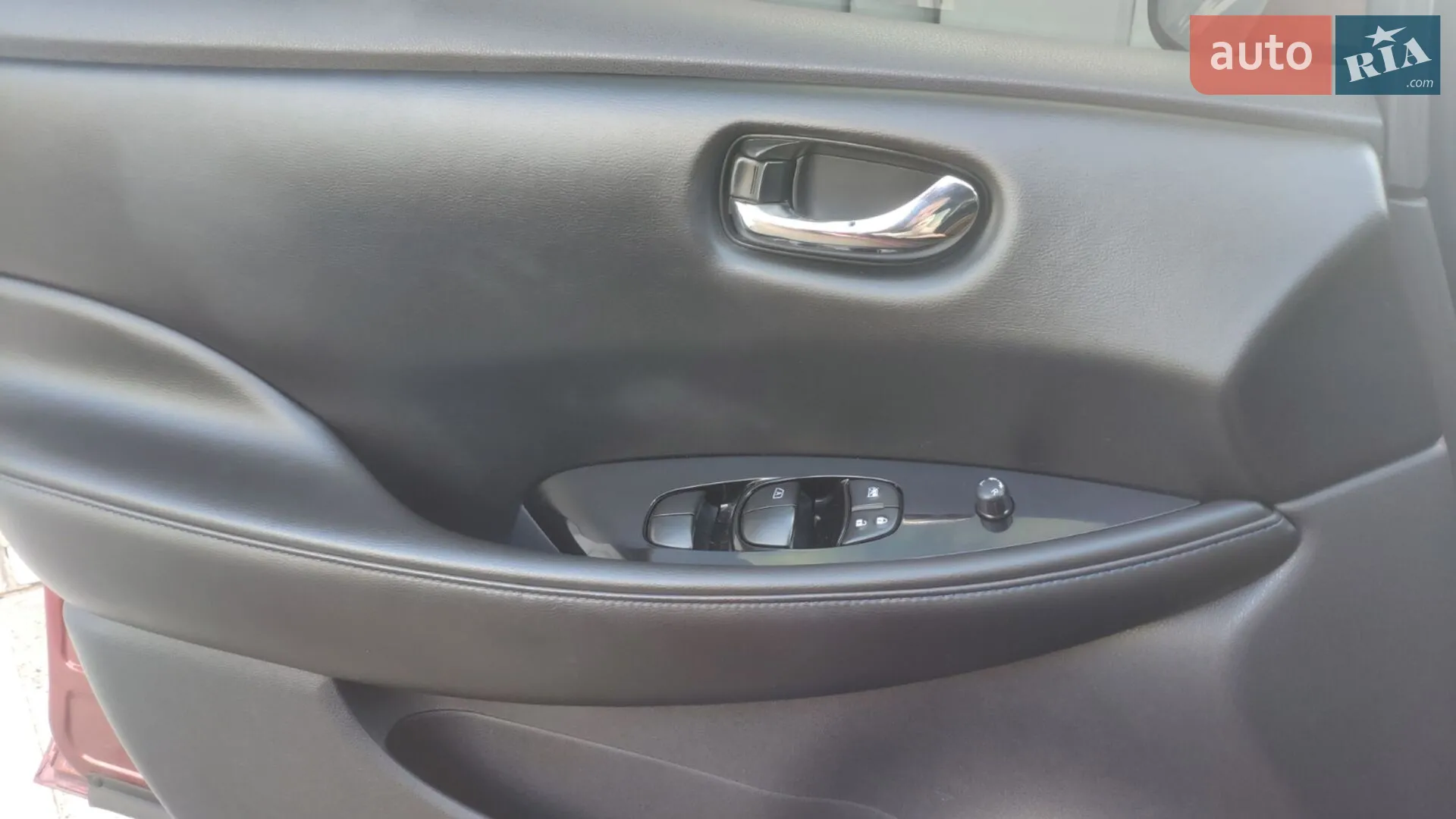 2013 Nissan Leaf - мініатюра 40