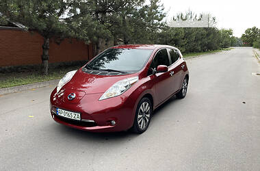 Хэтчбек Nissan Leaf 2013 в Днепре