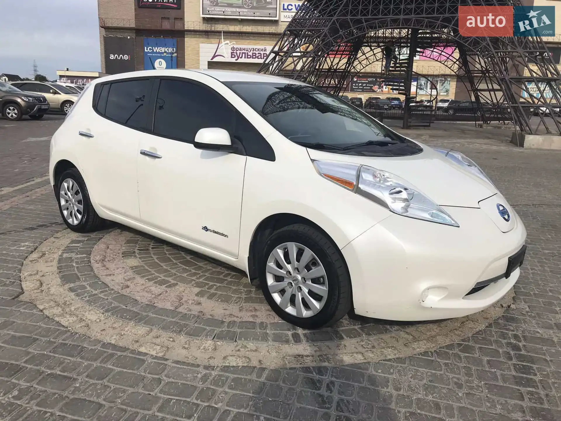 2016 Nissan Leaf - мініатюра 9