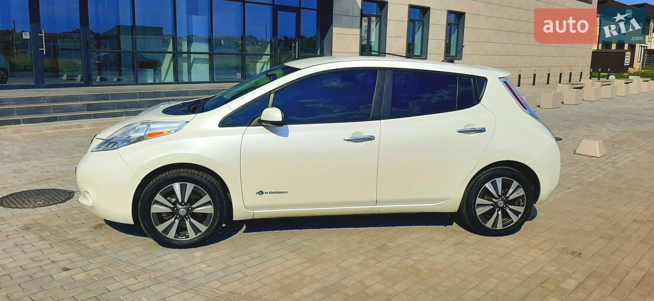 2013 Nissan Leaf - мініатюра 19