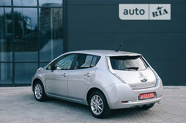 Хетчбек Nissan Leaf 2013 в Тернополі