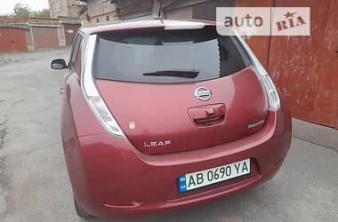 Хэтчбек Nissan Leaf 2013 в Виннице