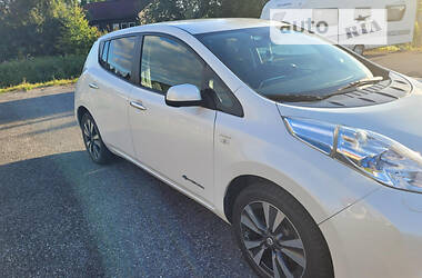 Хетчбек Nissan Leaf 2013 в Тернополі