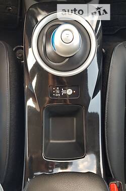 Хэтчбек Nissan Leaf 2017 в Хусте