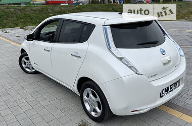Хэтчбек Nissan Leaf 2014 в Стрые