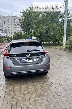 Хетчбек Nissan Leaf 2018 в Харкові