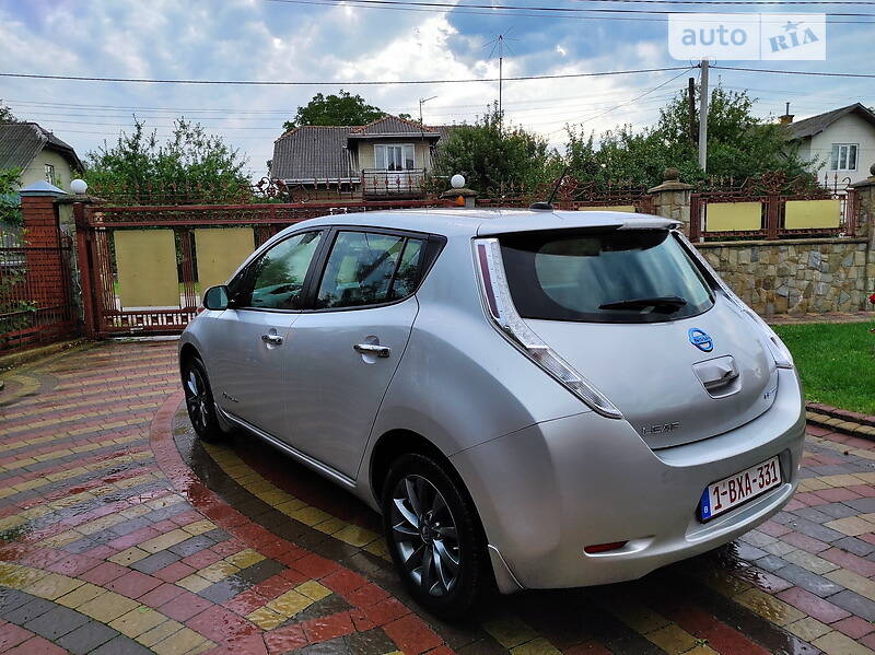 Хэтчбек Nissan Leaf 2014 в Стрые