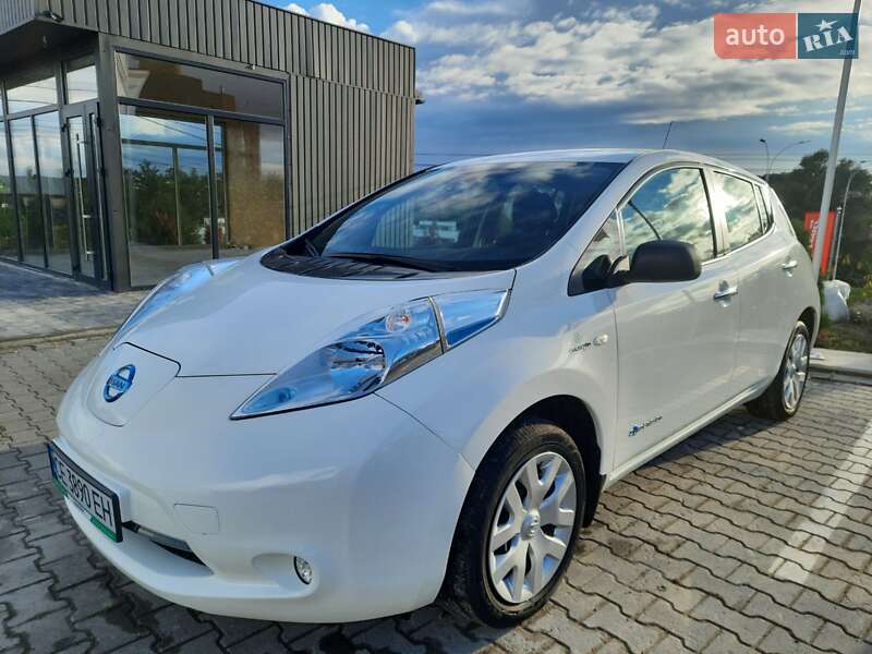 Хэтчбек Nissan Leaf 2017 в Черновцах