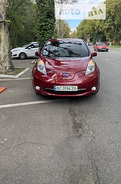 Хетчбек Nissan Leaf 2016 в Одесі