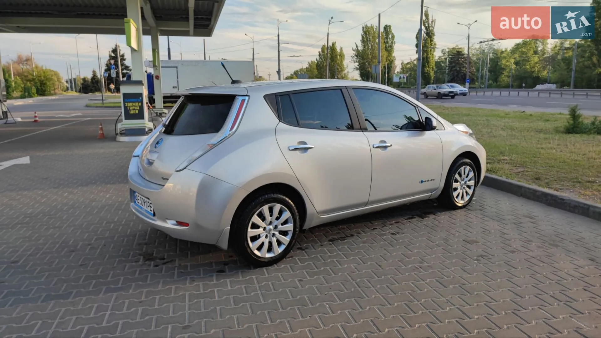 2013 Nissan Leaf - мініатюра 2