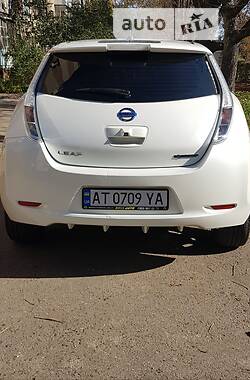 Хетчбек Nissan Leaf 2014 в Івано-Франківську