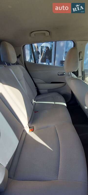 Хэтчбек Nissan Leaf 2011 в Запорожье фото 12 Хэтчбек Nissan Leaf 2011 в Запорожье