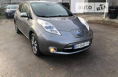 Хэтчбек Nissan Leaf 2013 в Тернополе