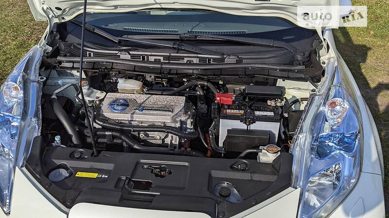 Хэтчбек Nissan Leaf 2012 в Виннице фото 8 Хэтчбек Nissan Leaf 2012 в Виннице