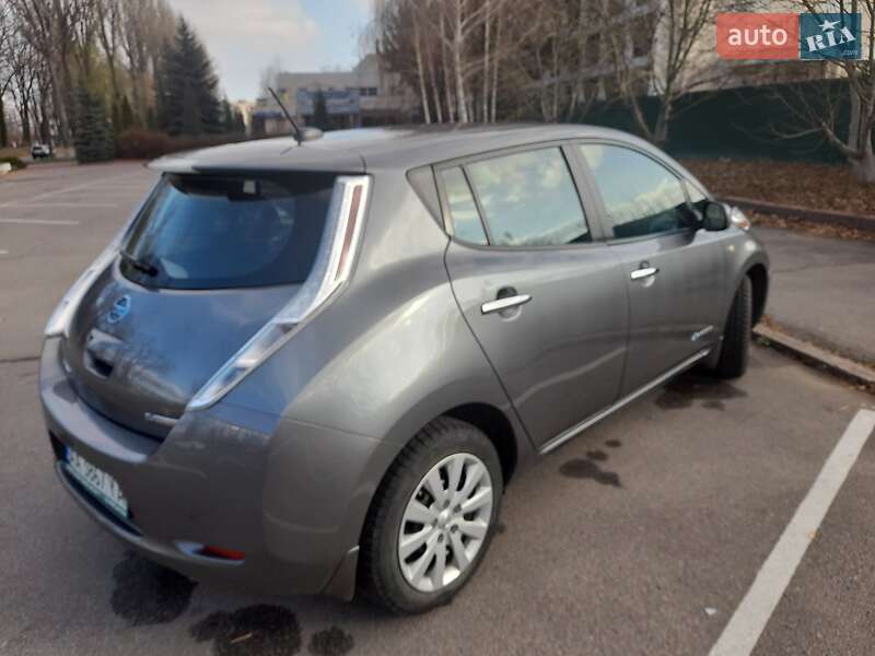 Хетчбек Nissan Leaf 2014 в Вінниці фото 16 Хетчбек Nissan Leaf 2014 в Вінниці