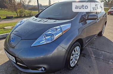 Хетчбек Nissan Leaf 2017 в Кременчуці