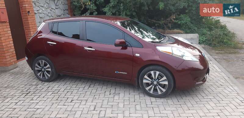 Nissan Leaf 2016