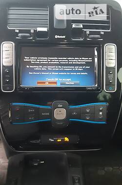 Хэтчбек Nissan Leaf 2016 в Запорожье