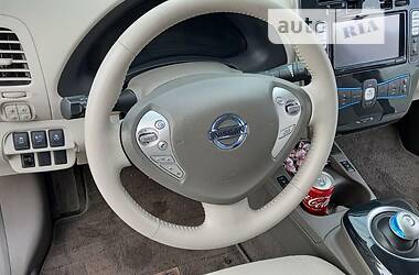 Хэтчбек Nissan Leaf 2012 в Черкассах