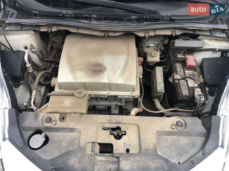 Хэтчбек Nissan Leaf 2014 в Черновцах фото 11 Хэтчбек Nissan Leaf 2014 в Черновцах