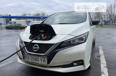 Хетчбек Nissan Leaf 2018 в Хмельницькому