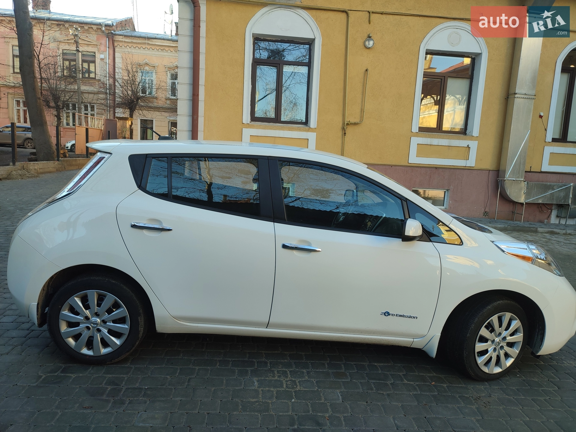 2015 Nissan Leaf - мініатюра 3