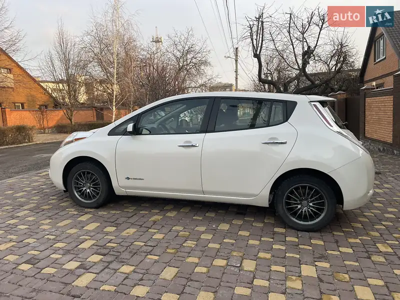 Nissan Leaf 2016