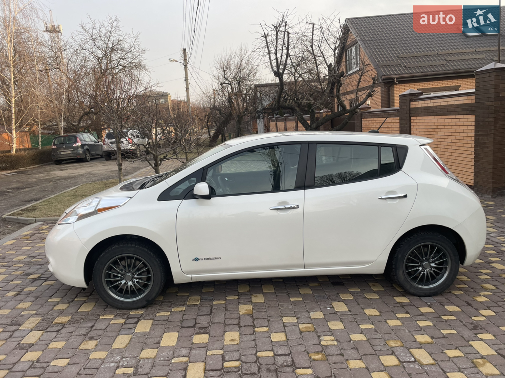 2016 Nissan Leaf - мініатюра 13