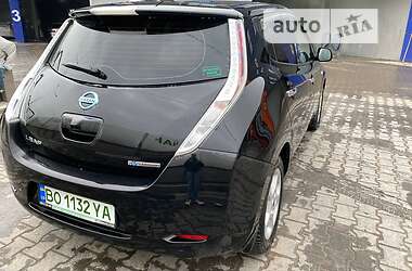 Хэтчбек Nissan Leaf 2015 в Тернополе