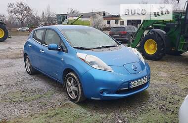 Хэтчбек Nissan Leaf 2011 в Золочеве