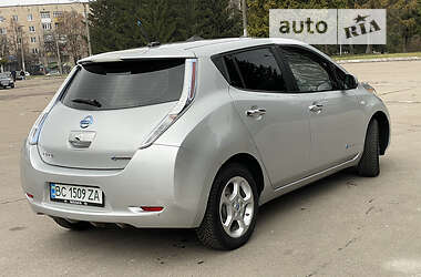 Хэтчбек Nissan Leaf 2011 в Ровно