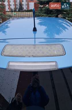 Хэтчбек Nissan Leaf 2011 в 