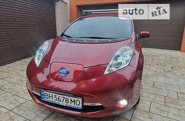 Хэтчбек Nissan Leaf 2013 в Одессе