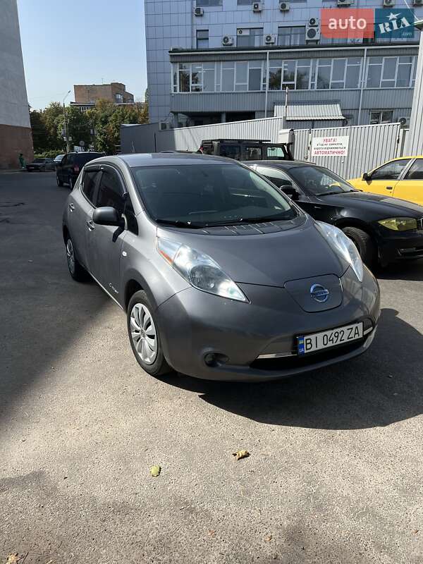 Хэтчбек Nissan Leaf 2016 в Полтаве фото 4 Хэтчбек Nissan Leaf 2016 в Полтаве