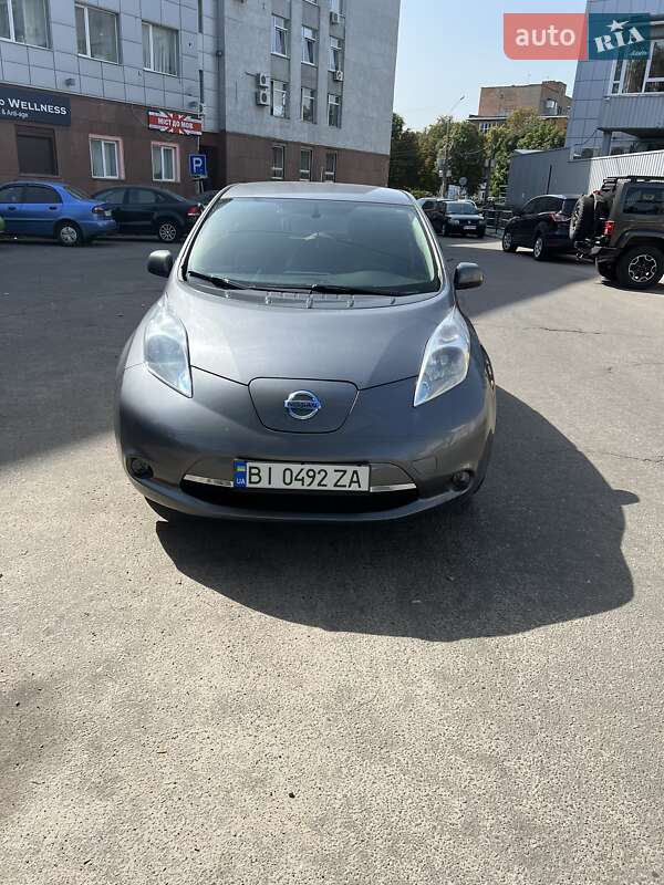 Хэтчбек Nissan Leaf 2016 в Полтаве фото 2 Хэтчбек Nissan Leaf 2016 в Полтаве