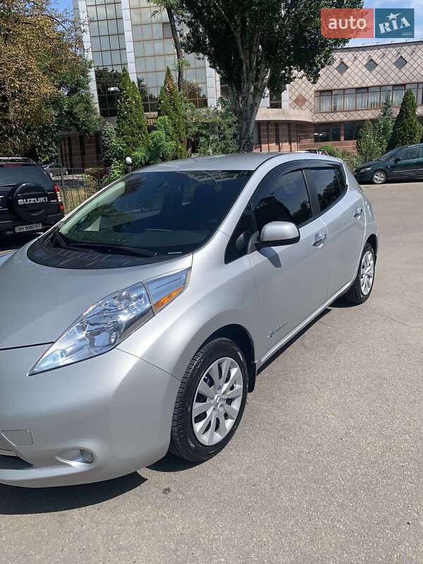 Хэтчбек Nissan Leaf 2017 в Одессе фото 6 Хэтчбек Nissan Leaf 2017 в Одессе
