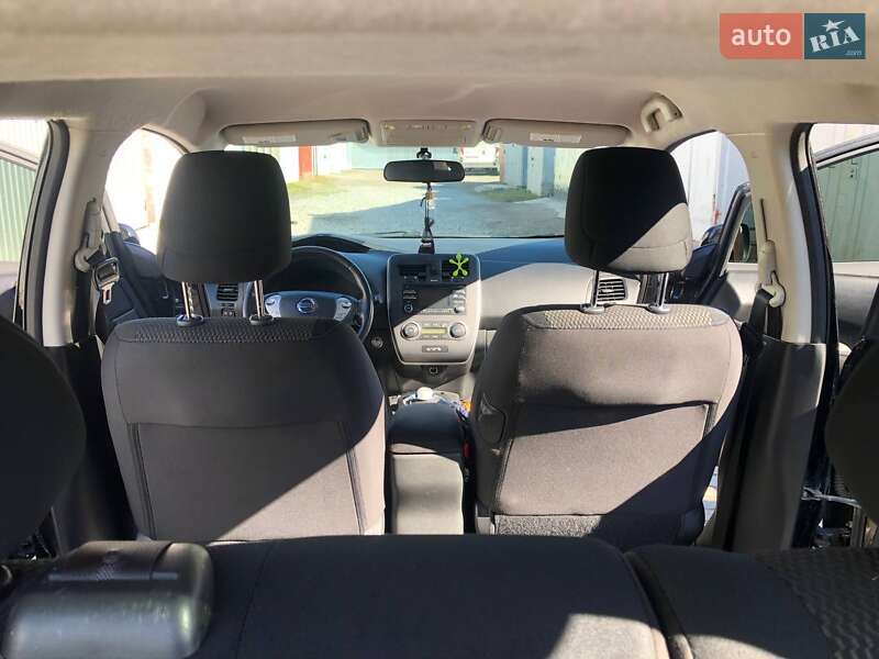 Хэтчбек Nissan Leaf 2014 в Львове