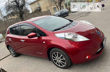 Хэтчбек Nissan Leaf 2017 в Львове