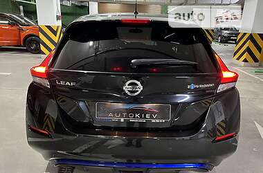 Хетчбек Nissan Leaf 2018 в Києві